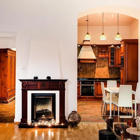 Art Ruzova Apartment