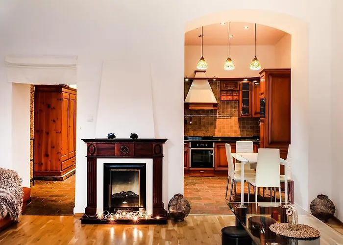Art Ruzova Apartment